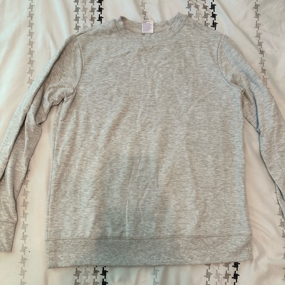women’s lightweight crew neck